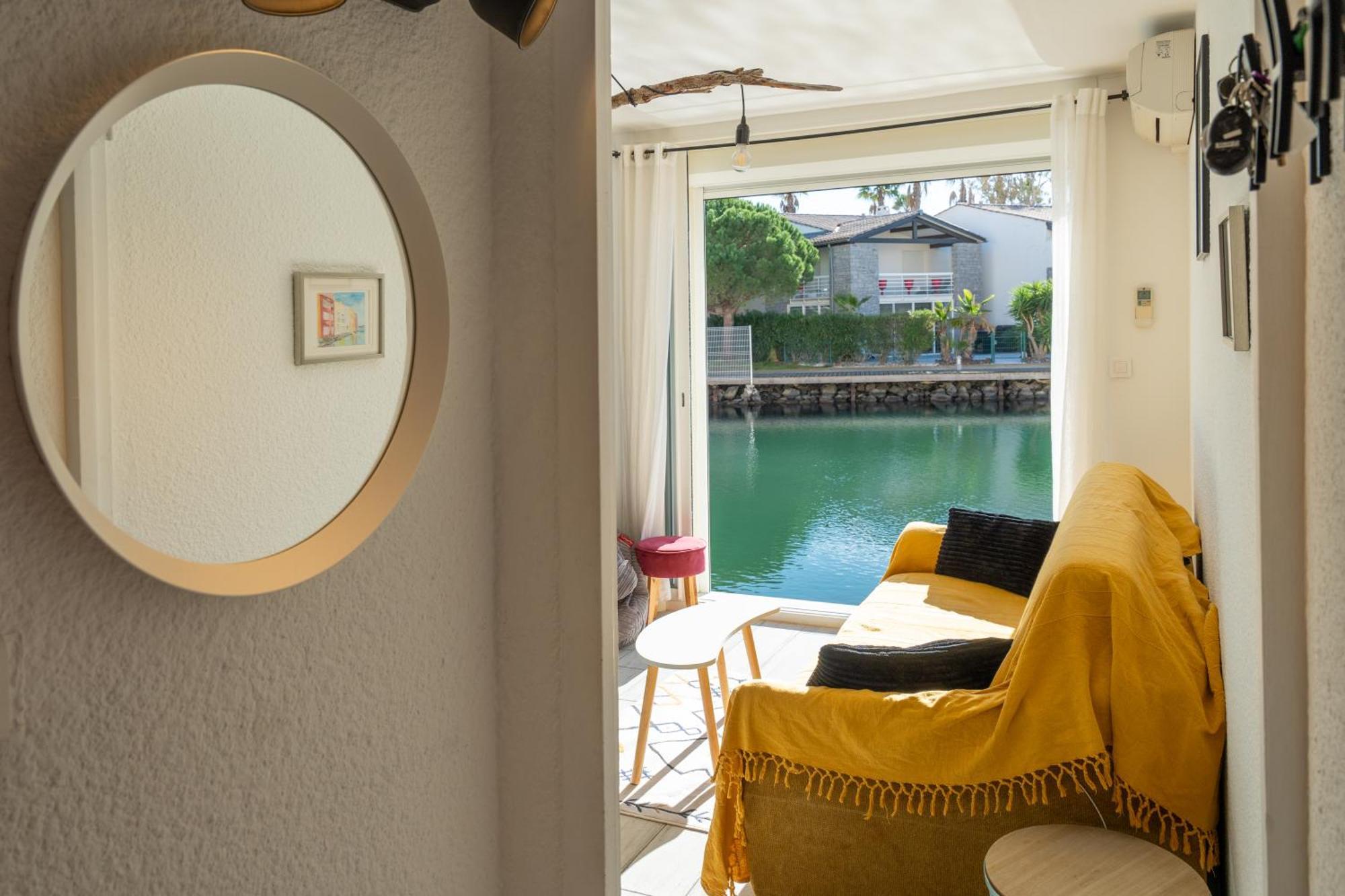 Sejournez les pieds dans l eau appartement classé 2 étoiles Agde Exterior foto